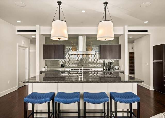 Property at 825 N Prospect Ave #401, Milwaukee, WI 53202, 2 beds, 2.5 baths