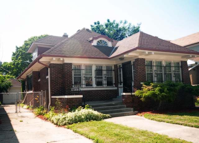 Property at 3927 N 16th St, Milwaukee, WI 53206, 2 beds, 2 baths