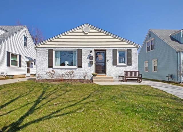 Property at 3512 N 97th Pl, Milwaukee, WI 53222, 3 beds, 1.5 baths