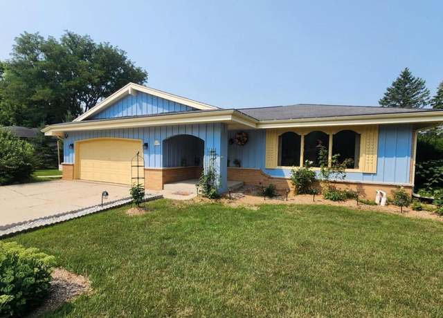 Property at W158N9751 Broadleaf Ln, Germantown, WI 53022, 3 beds, 1.5 baths