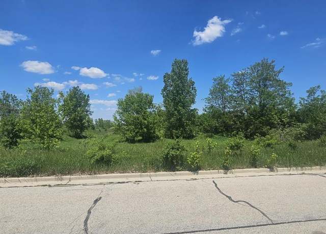 Property at 8413 N 99th St, Milwaukee, WI 53224