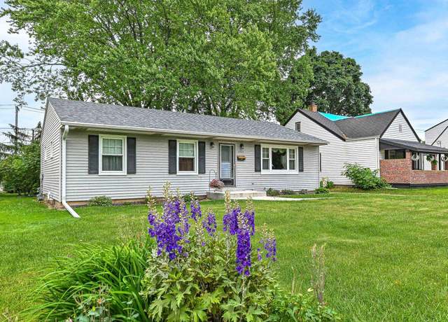 Property at 3564 S 48th St, Greenfield, WI 53220, 3 beds, 1 bath