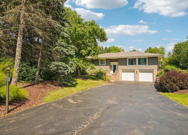 Property at W156N10290 Pilgrim Rd, Germantown, WI 53022, 4 beds, 3 baths