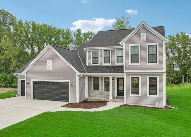 Property at W251N2343 Valleyview Cir, Pewaukee, WI 53072, 4 beds, 2.5 baths