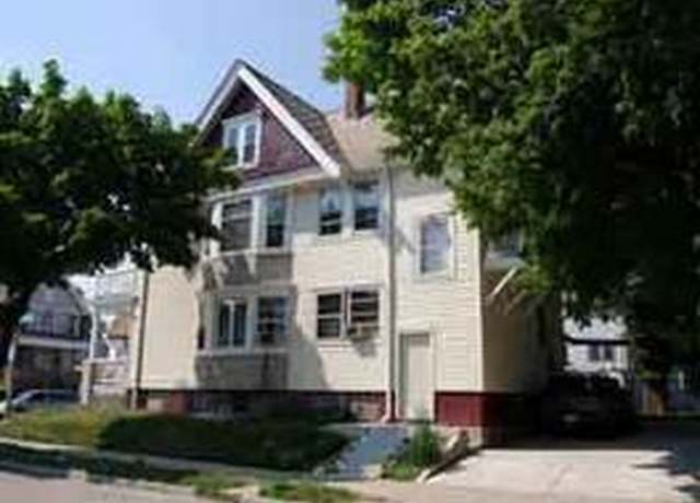 Property at 2400 N 35th St #2402, Milwaukee, WI 53210, 5 beds, 2 baths