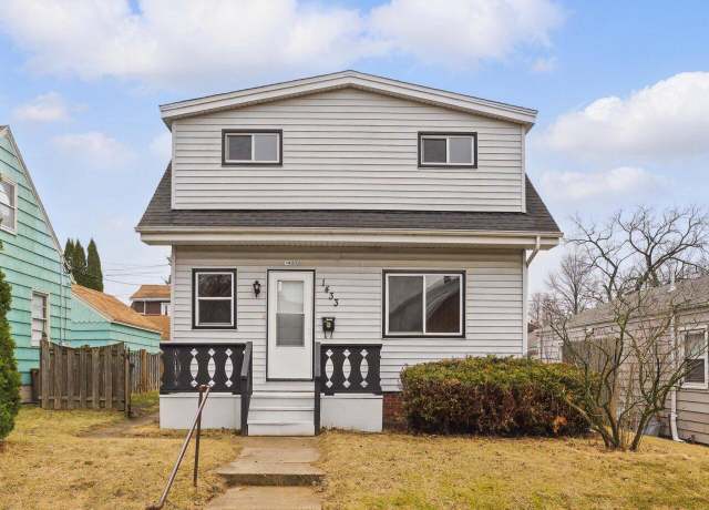 Property at 1433 Nevada Ct, Sheboygan, WI 53081, 2 beds, 1 bath