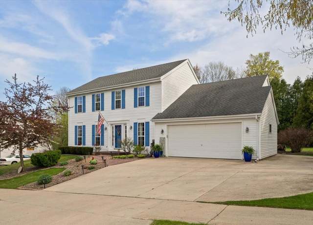 Property at 1755 Laura Ln, Port Washington, WI 53074, 4 beds, 2.5 baths