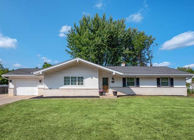 Property at 9810 W Good Hope Rd, Milwaukee, WI 53224, 3 beds, 3.5 baths