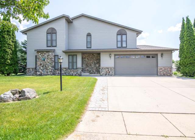Property at 707 N Votech Dr #709, Watertown, WI 53098, 6 beds, 7.5 baths