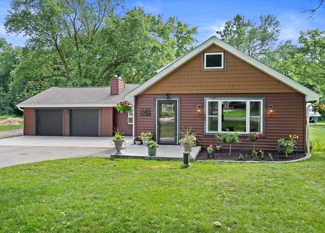 Property at W378S5089 W Pretty Lake Rd, Dousman, WI 53118, 4 beds, 2.5 baths
