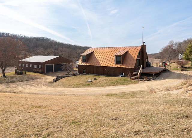 Property at 21004 Kale Rd, Sparta, WI 54656, 3 beds, 2 baths