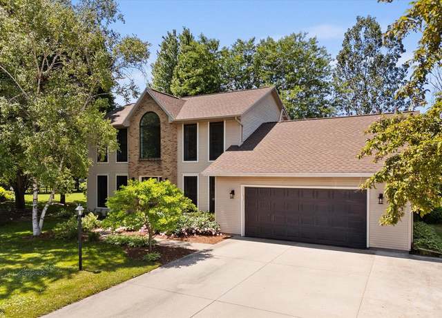 Property at 3912 Pineview Ct, Sheboygan, WI 53083, 3 beds, 3.5 baths