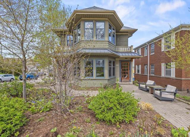 Property at 2400 E Oklahoma Ave #2402, Milwaukee, WI 53207, 6 beds, 3 baths