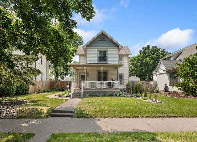 Property at 1617 Wood St, La Crosse, WI 54603, 4 beds, 1 bath