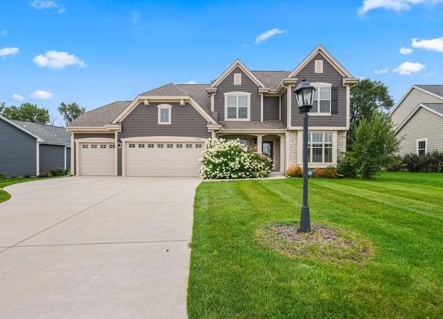 Property at 15455 Elmbrook Way, Brookfield, WI 53005, 5 beds, 3.5 baths