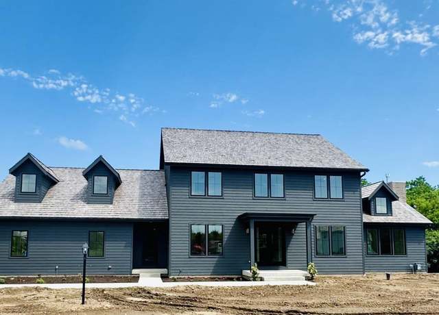 Property at 552 S Stocks Rd, Oconomowoc, WI 53066, 4 beds, 4.5 baths