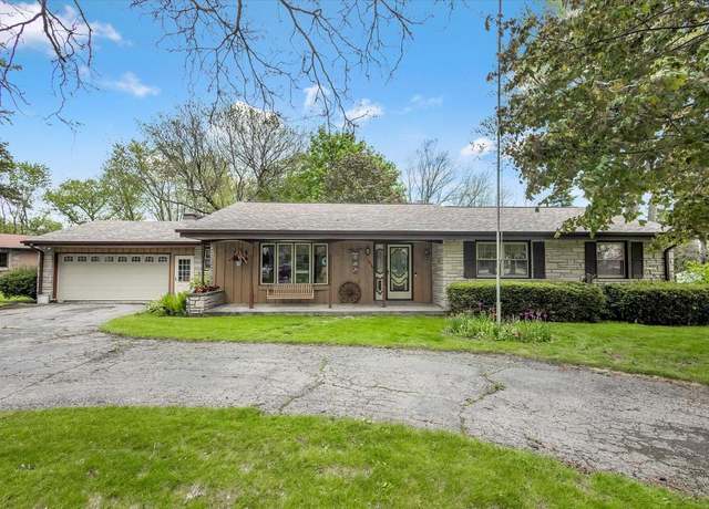 Property at 10544 S Nicholson Rd, Oak Creek, WI 53154, 3 beds, 2 baths
