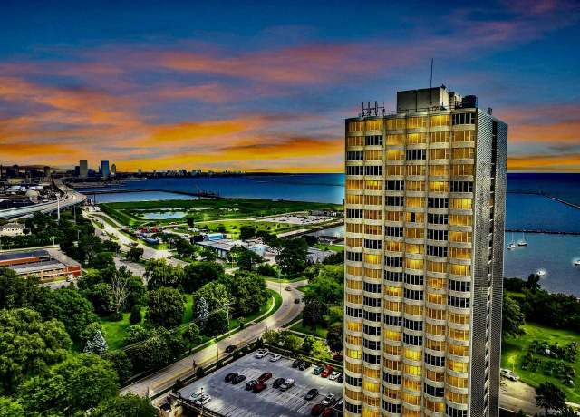 Property at 2525 S Shore Dr Unit 24B, Milwaukee, WI 53207, 1 bed, 1 bath