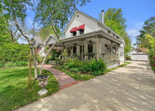 Property at 446 E Plainfield Ave, Milwaukee, WI 53207, 3 beds, 2 baths