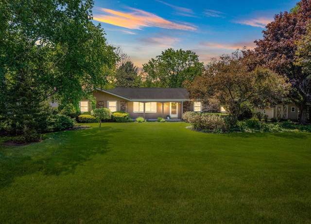 Property at S45W25083 Black Oak Ln, Waukesha, WI 53189, 3 beds, 2 baths