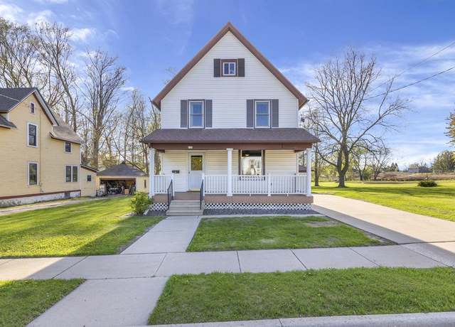 Property at 127 N Elm St, Campbellsport, WI 53010, 5 beds, 2 baths