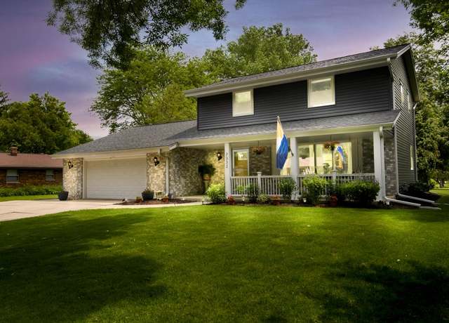 Property at 7332 N 100th St, Milwaukee, WI 53224, 3 beds, 2.5 baths