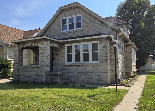 Property at 2612 S 20th St, Milwaukee, WI 53215, 4 beds, 2 baths