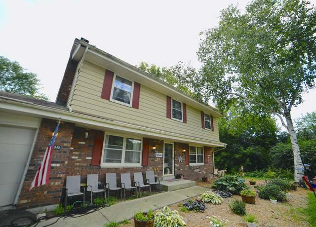 Property at 21945 Galahad Ln, Brookfield, WI 53045, 4 beds, 2.5 baths