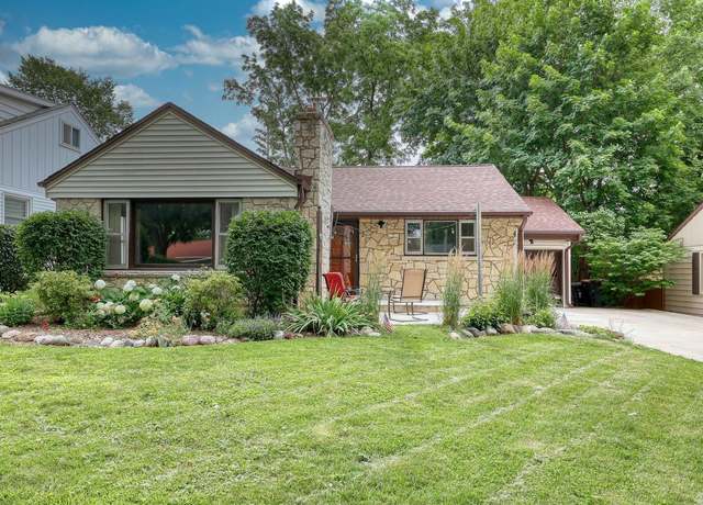 Property at 11817 W Homewood Ave, Wauwatosa, WI 53226, 3 beds, 1.5 baths