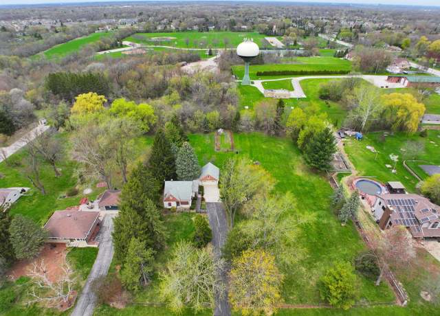 Property at 14200 W Elmwood Dr, New Berlin, WI 53151, 4 beds, 1 bath