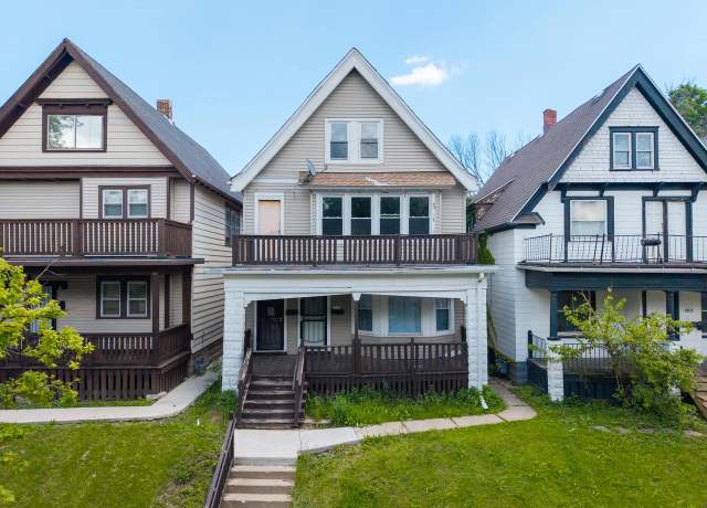 Property at 2162 N 41st St #2164, Milwaukee, WI 53208, 6 beds, 2 baths