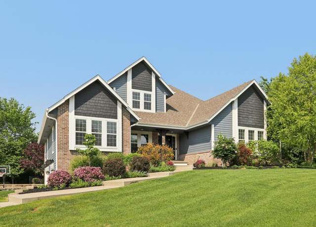Property at N60W13464 Tall Oak Ct, Menomonee Falls, WI 53051, 5 beds, 3.5 baths