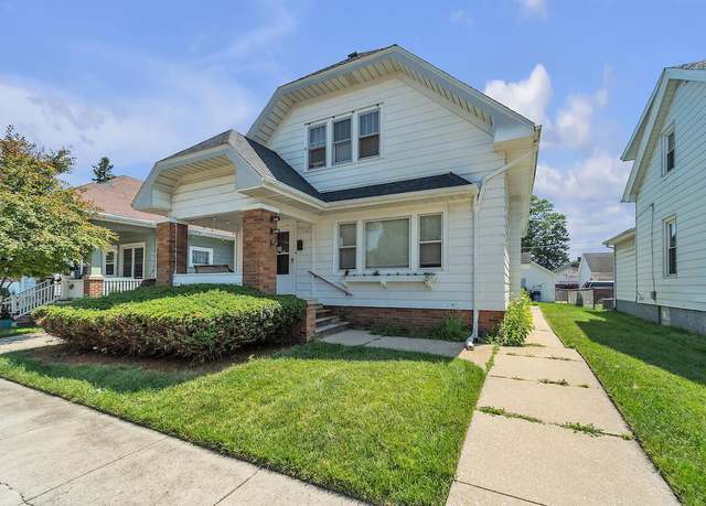 Property at 2119 Saint Clair St, Racine, WI 53402, 4 beds, 2 baths