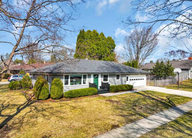 Property at W70N739 Monroe Ave, Cedarburg, WI 53012, 4 beds, 2 baths