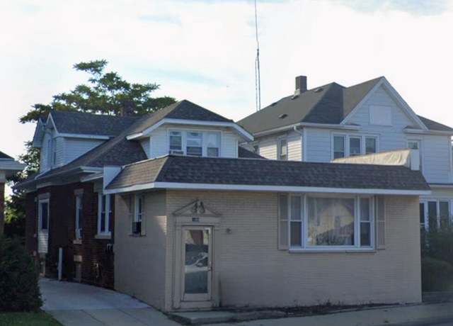 Property at 2060 Douglas Ave, Racine, WI 53402