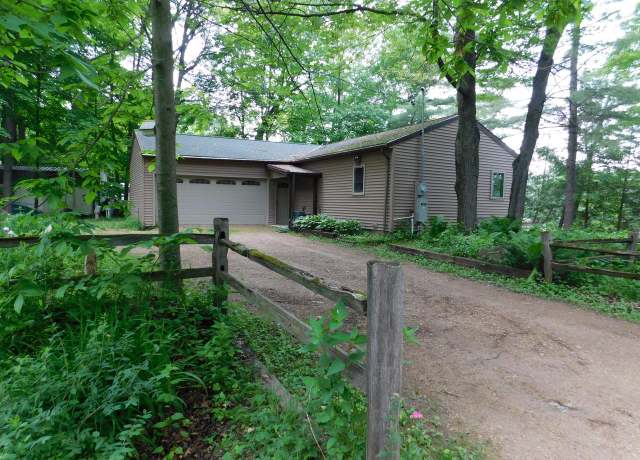 Property at N6832 S Forest Haven Rd, Shawano, WI 54166, 2 beds, 1 bath