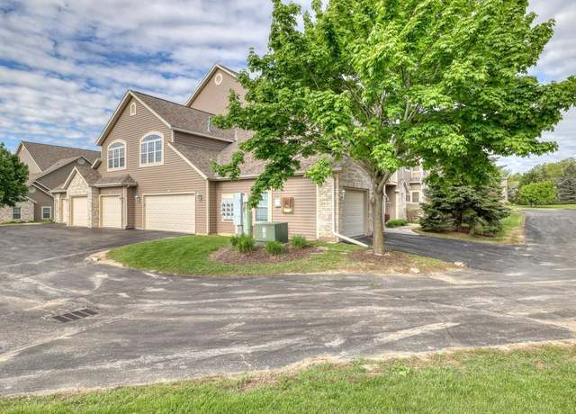 Property at W159N4872 Graysland Dr, Menomonee Falls, WI 53051, 2 beds, 2 baths