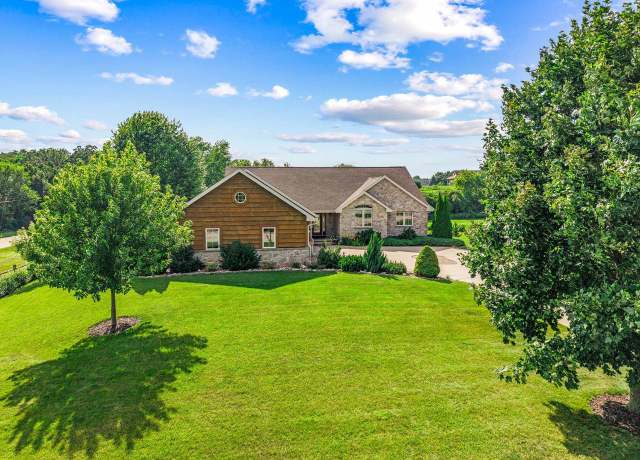 Property at 175 Crooked Stick Pass, North Prairie, WI 53153, 5 beds, 3 baths