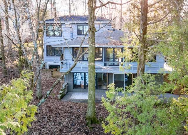 Property at N7859 Lakeside Park Rd, Elkhart Lake, WI 53020, 3 beds, 3.5 baths