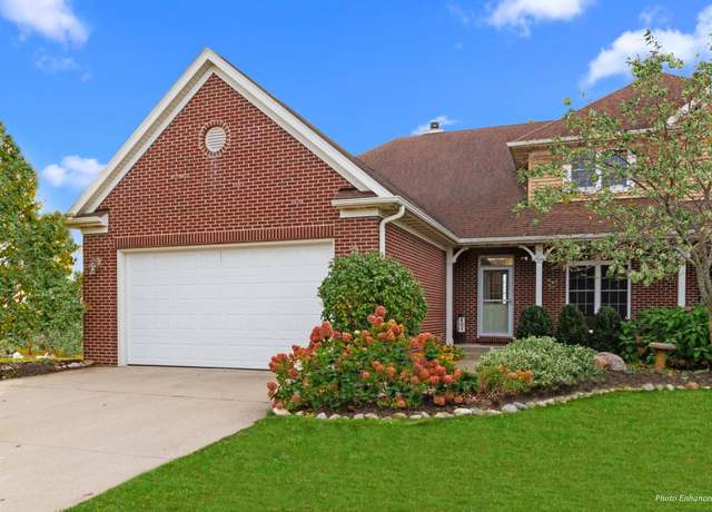 Property at 580 S Stone Ridge Dr, Lake Geneva, WI 53147, 4 beds, 4.5 baths