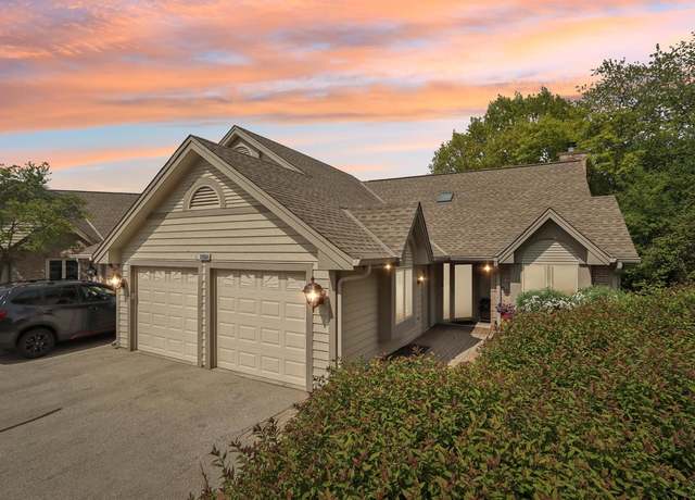 Property at N14W30068 High Ridge Rd, Pewaukee, WI 53072, 3 beds, 3 baths