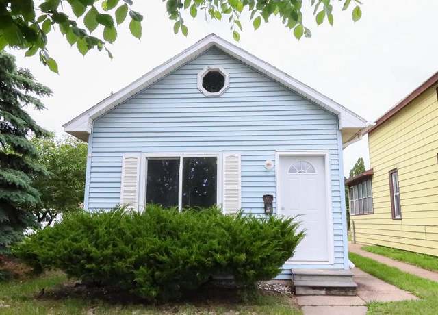 Property at 945 Green Bay St, La Crosse, WI 54601, 2 beds, 1 bath