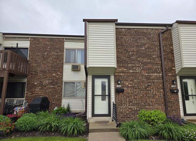 Property at 1448 29th Ct, Kenosha, WI 53140, 2 beds, 1 bath