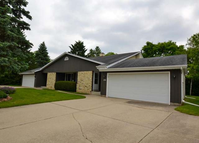 Property at 3254 S 145th St #3256, New Berlin, WI 53151, 6 beds, 4 baths
