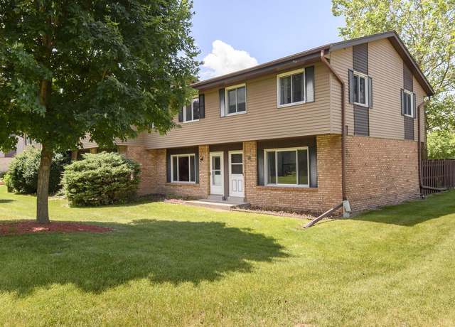Property at W167N11566 Bishop Dr, Germantown, WI 53022, 3 beds, 1.5 baths