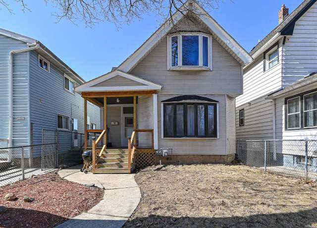 Property at 1515 S 33rd St, Milwaukee, WI 53215, 4 beds, 2.5 baths