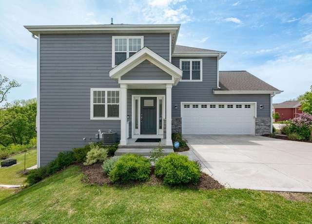 Property at 529 Century Oak Dr, Waukesha, WI 53188, 3 beds, 3.5 baths