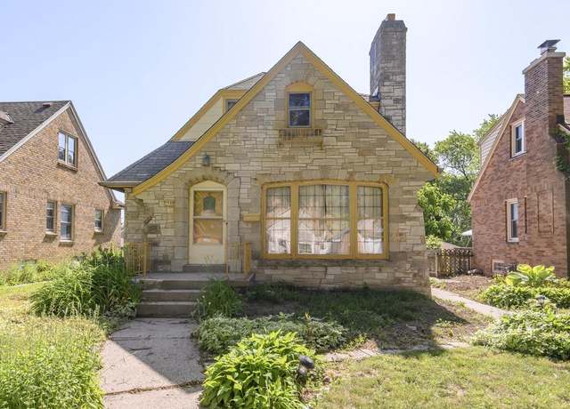 Property at 3940 N 64th St, Milwaukee, WI 53216, 4 beds, 1 bath