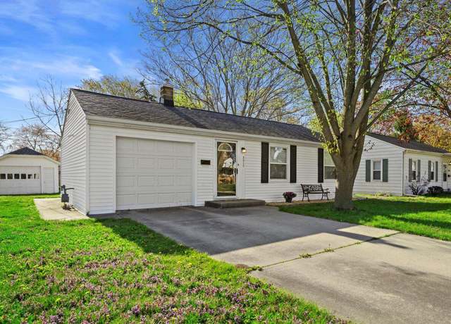 Property at 2317 Monroe Ave, Racine, WI 53405, 2 beds, 1 bath