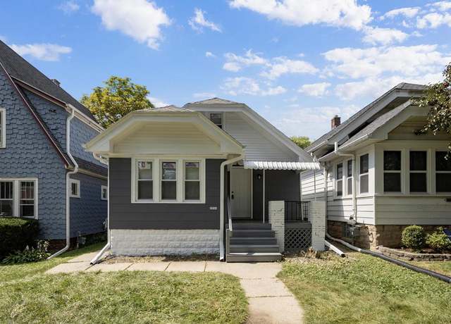 Property at 1711 S 85th St, West Allis, WI 53214, 3 beds, 1 bath
